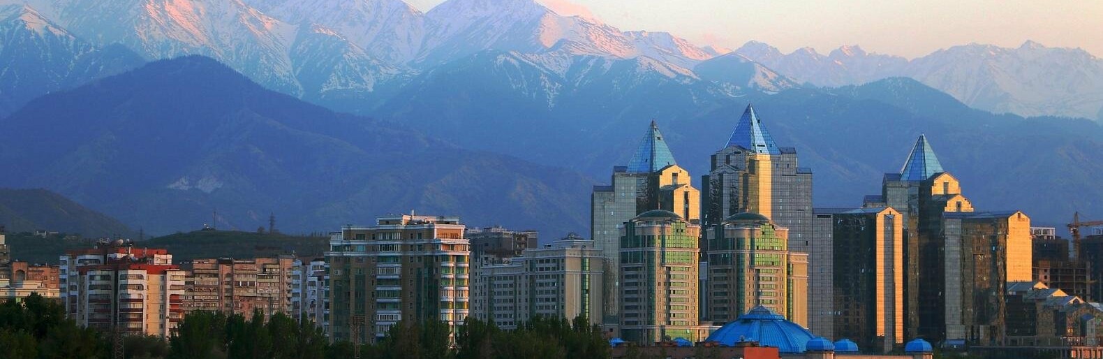 : inalmaty.kz