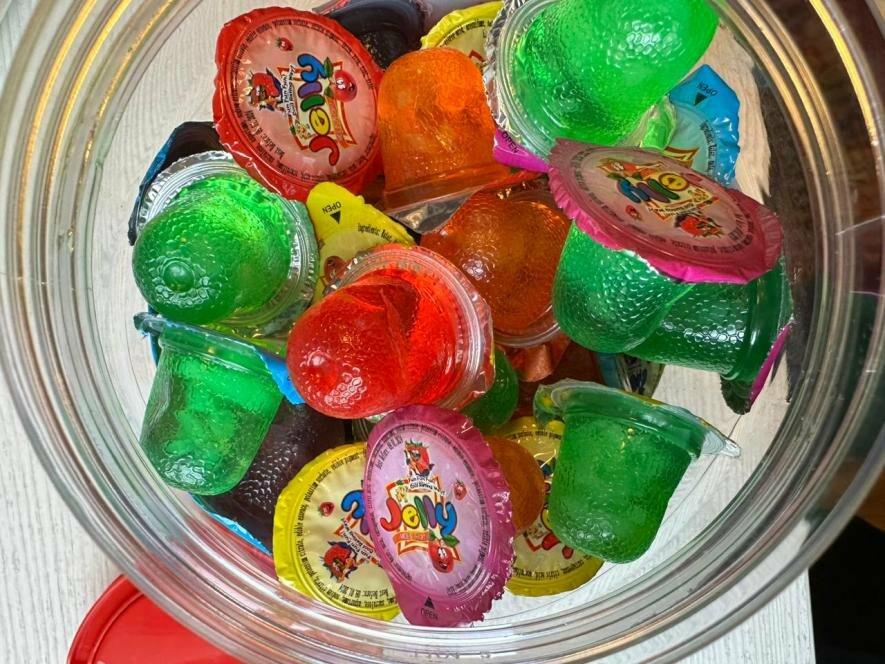 Опасные конфеты в Алматы. Защитите детей | Новости