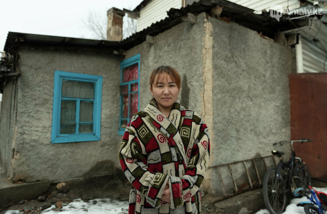 Прошу помощи возле мечети: как выживают многодетные семьи..., фото-7 Прошу помощи возле мечети: как выживают многодетные семьи на окраине Алматы, фото-7