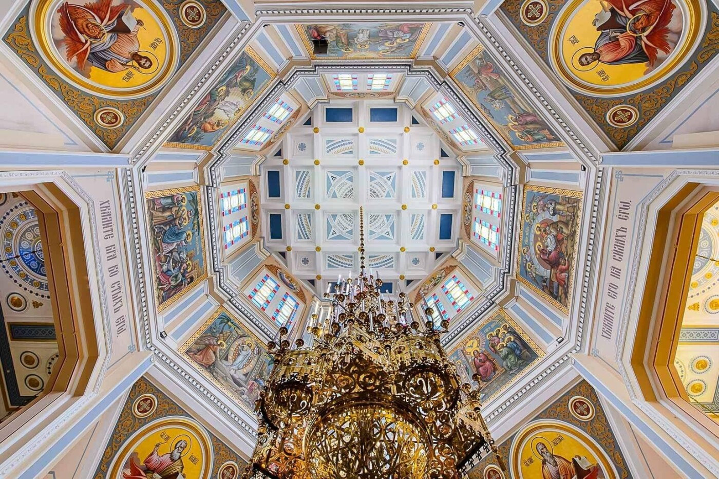 В Вознесенском соборе Алматы завершена реставрация (фото), фото-2 В Вознесенском соборе Алматы завершена реставрация (фото), фото-2