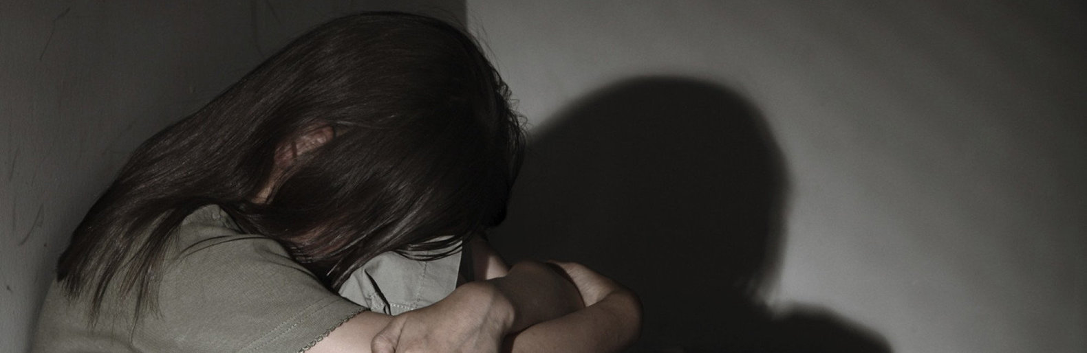 "Я так себя корю": мама рассказала о самоубийстве 15-летней школьни... "Я так себя корю": мама рассказала о самоубийстве 15-летней школьницы в Алматы, Аида Жунусова