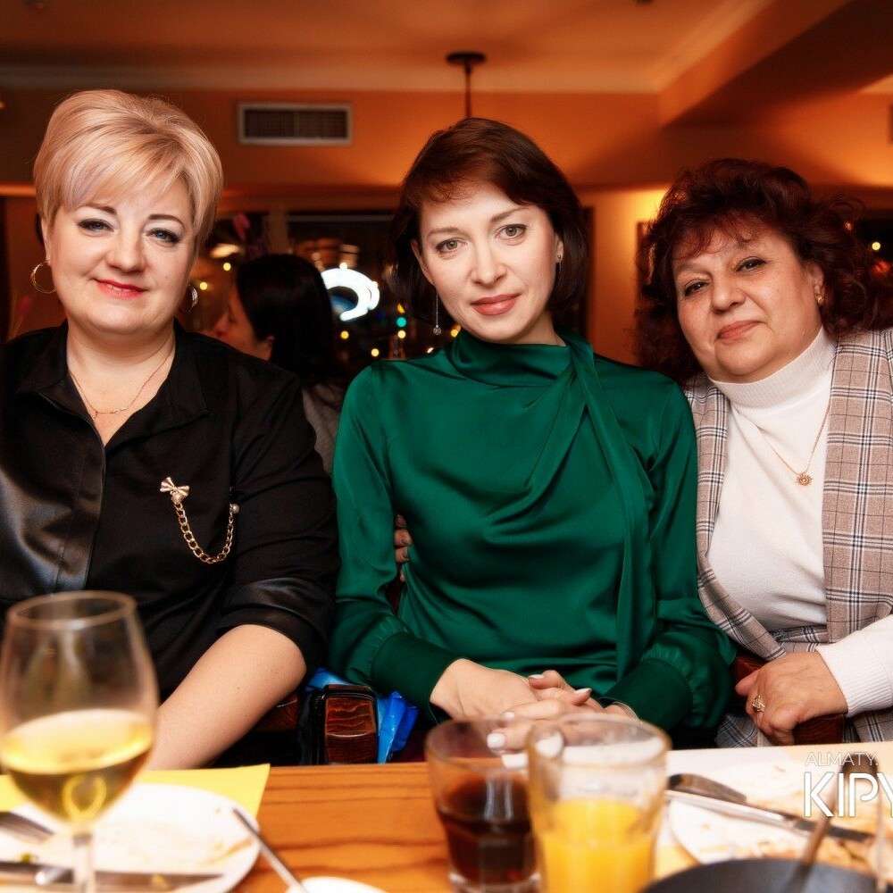 Dickens 24 декабря 2022 - Dickens Restaurant & Bar (Дикенс Ресторан и ...