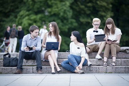 Students and alumni 1st Students and alumni 1st